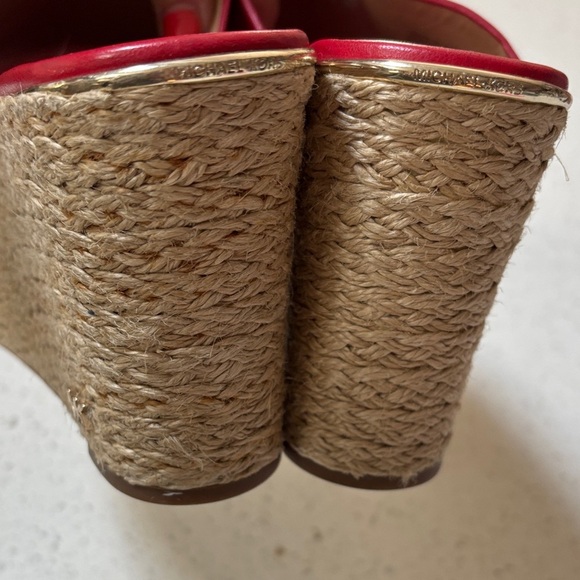 Michael Kors Red Leather Cunningham wedge sandals sz 5 1/2 - Picture 8 of 10